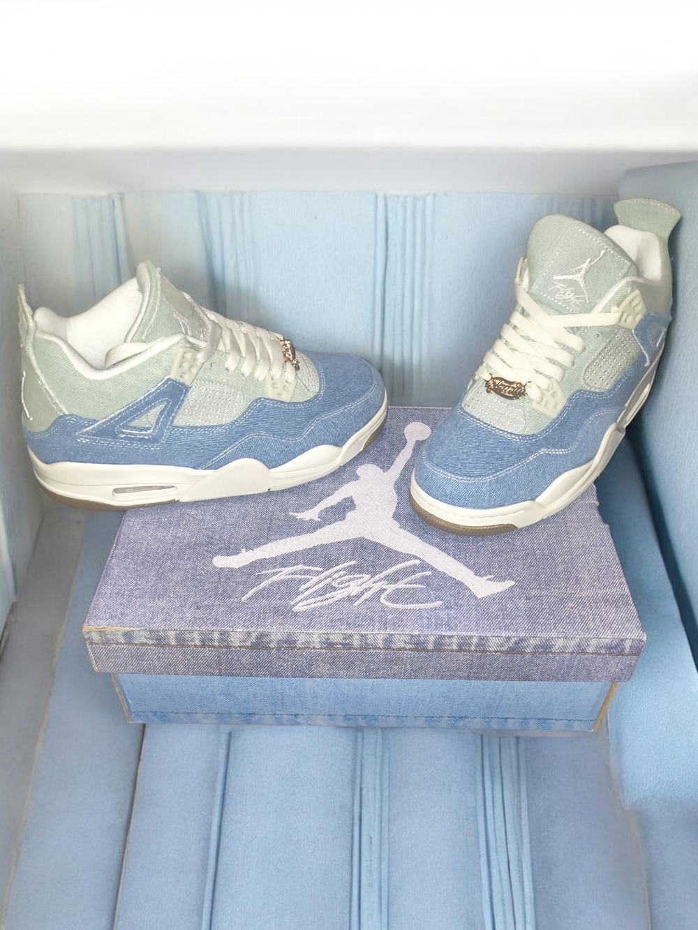 Jordan 4 Sneakers in Light Blue Denim & Mint